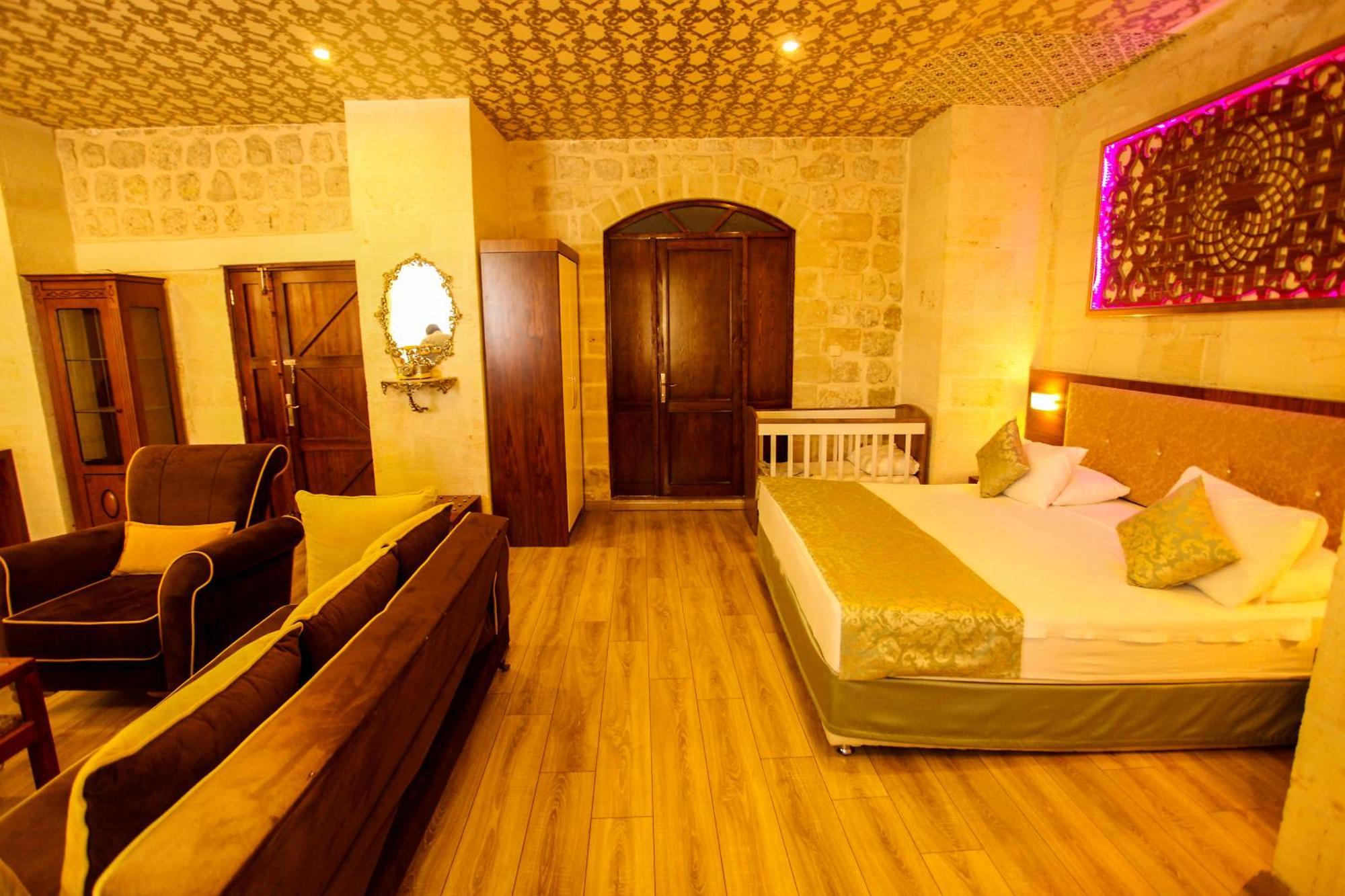 Tughan Hotel Mardin Eksteriør billede